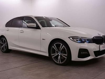 Weiß Gebraucht 2022 BMW 320e M Sport Limousine | € 32.990 (Fairer Preis)