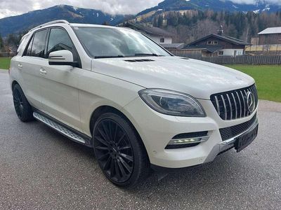 Weiß Gebraucht 2013 Mercedes ML350 SUV | € 34.990