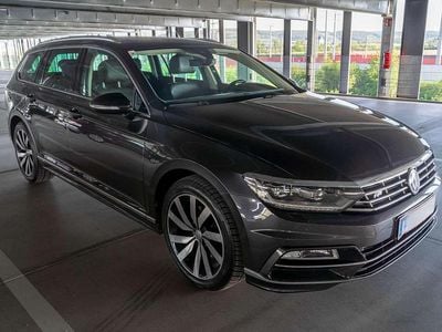 gebraucht VW Passat Passat Variant VW Variant Rline / DSG / Matrix / Panorama