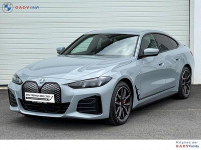 M brooklyn grau Gebraucht 2025 BMW i4 Shadowline Limousine | € 69.980