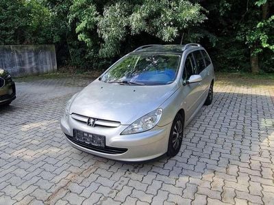 Grau Gebraucht 2004 Peugeot 307 Kombi | € 900 (Superpreis)