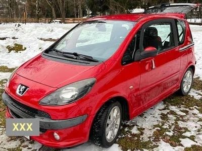 Rot Gebraucht 2005 Peugeot 1007 Van / Kleinbus | € 2.500