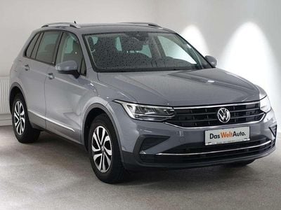 Gebraucht VW Tiguan Life 131 PS (96 kW) 2021 Grau SUV