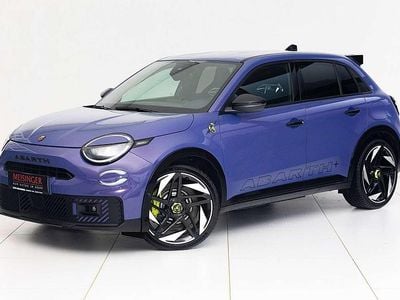 Violett Gebraucht 2025 Abarth 600e Turismo SUV | € 39.900