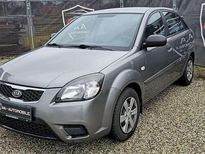 Gebraucht Kia Rio 75 PS (55 kW) 2011 Grau Limousine