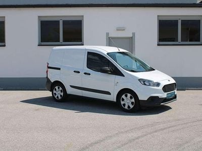 Gebraucht Ford Transit Trend 101 PS (74 kW) 2018 Weiß Van / Kleinbus