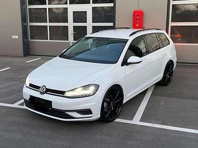 Weiß Gebraucht 2017 VW Golf VII Trendline Kombi | € 8.350 (Fairer Preis)