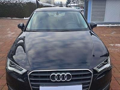 Gebraucht Audi A3 Comfort 122 PS (89 kW) 2013 Schwarz Limousine
