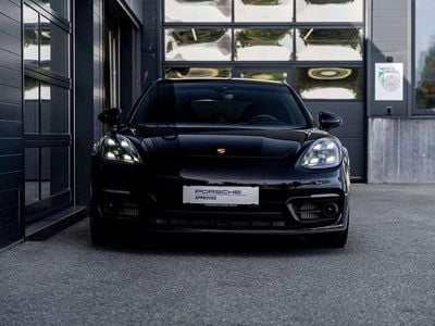 Porsche Panamera 4
