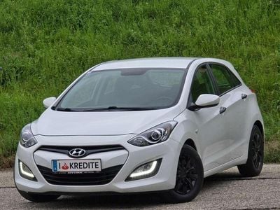 Gebraucht Hyundai i30 Classic 90 PS (66 kW) 2013 Weiß Kleinwagen