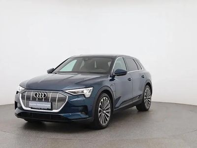Blau Gebraucht 2021 Audi e-tron Business SUV | € 29.990 (Fairer Preis)