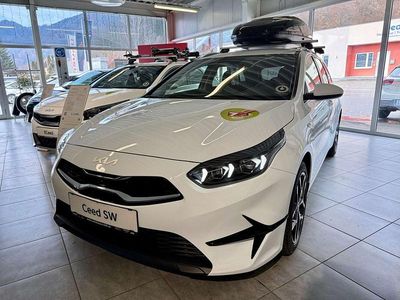 Neu Kia Ceed Silver 101 PS (74 kW) 2025 Kleinwagen