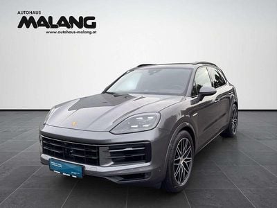 Gebraucht Porsche Cayenne 305 PS (224 kW) 2024 Grau SUV