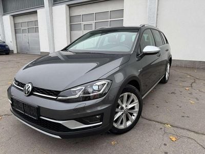 Grau Gebraucht 2019 VW Golf VII Kombi | € 19.990 (Fairer Preis)