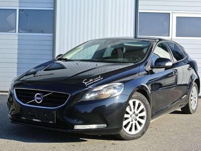 Schwarz Gebraucht 2014 Volvo V40 Kinetic Kombi | € 4.250 (Superpreis)