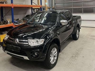 Schwarz Gebraucht 2015 Mitsubishi L200 Top Abholung | € 16.999