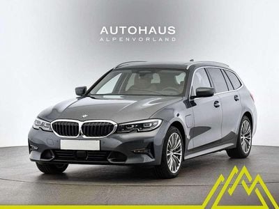 gebraucht BMW 330e PHEV xDrive Touring Aut.***AHK-schwenkbar | Pan