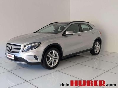 Grau Gebraucht 2015 Mercedes GLA200 SUV | € 18.590 (Fairer Preis)