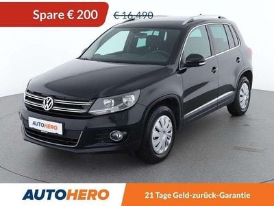 Gebraucht VW Tiguan LOUNGE 140 PS (102 kW) 2015 Grau SUV