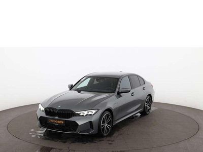 Grau Gebraucht 2022 BMW 330e M Sport Limousine | € 35.290 (Fairer Preis)