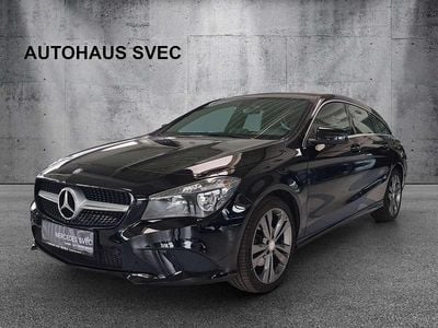 Gebraucht Mercedes CLA220 Shooting Brake 177 PS (130 kW) 2015 Schwarz Kombi