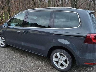 Grau Gebraucht 2016 Seat Alhambra Van / Kleinbus | € 12.800 (Fairer Preis)