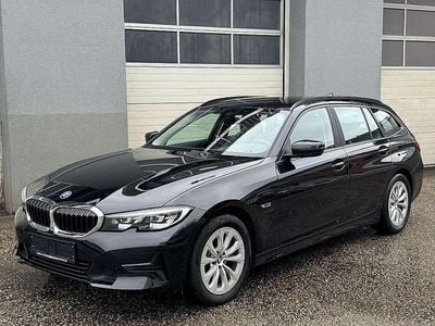 Schwarz Gebraucht 2021 BMW 320e Sport Line Kombi | € 27.790 (Guter Preis)