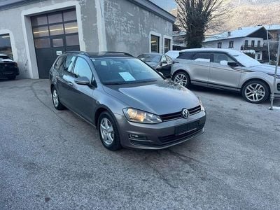 Grau Gebraucht 2016 VW Golf VII Comfortline Kombi | € 9.900 (Fairer Preis)