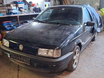 Schwarz Gebraucht 1989 VW Passat Limousine | € 4.500