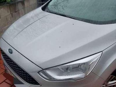 Silber Gebraucht 2016 Ford C-MAX Ambiente Van / Kleinbus | € 11.499 (Etwas zu teuer)