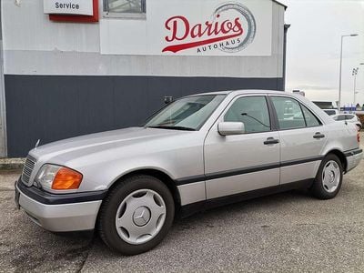 Gebraucht Mercedes C200 136 PS (100 kW) 1994 Silber Limousine