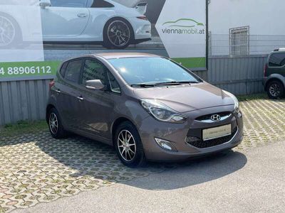 gebraucht Hyundai ix20 1,6 CRDi Comfort * STANDHEIZUNG *