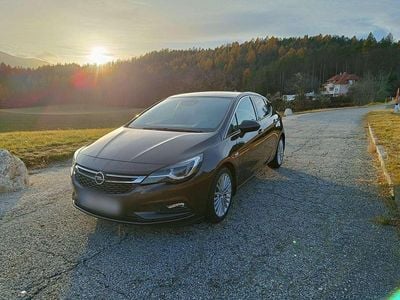 Gebraucht 2015 Opel Astra Innovation Limousine | € 8.200 (Etwas zu teuer)