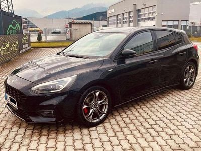 Schwarz Gebraucht 2018 Ford Focus Business Edition Limousine | € 9.800 (Guter Preis)