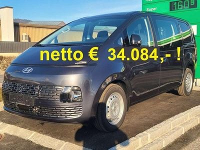 Neu Hyundai Staria 159 PS (116 kW) 2025 Grau Van / Kleinbus
