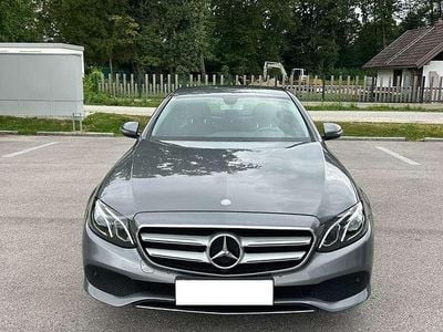 Gebraucht Mercedes E200 Avantgarde 150 PS (110 kW) 2016 Grau Limousine