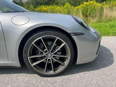 Silber Gebraucht 2024 Porsche 911 Carrera 4 Coupé | € 156.000 (Guter Preis)