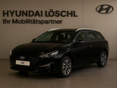 Gebraucht Hyundai i30 100 PS (73 kW) 2025 Abyss black Kombi
