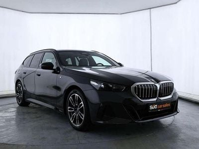 Gebraucht BMW 520 M Sport 190 PS (139 kW) 2025 Grau Kombi