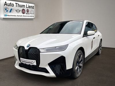 Mineralweiß Gebraucht 2023 BMW iX SUV | € 89.990