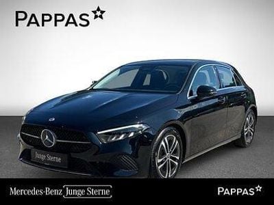 Kosmosschwarz metallic Gebraucht 2024 Mercedes A180 Progressive Limousine | € 35.790 (Etwas zu teuer)
