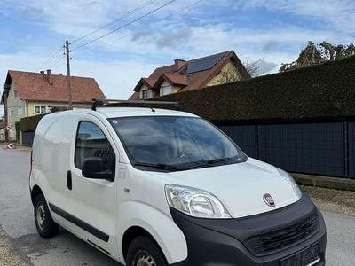 Weiß Gebraucht 2018 Fiat Fiorino Van / Kleinbus | € 5.990
