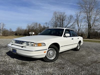 Gebraucht 1996 Ford Crown Victoria Limousine | € 6.000