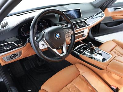 Gebraucht BMW 730 286 PS (210 kW) 2022 Schwarz  metallicperleffektno Limousine
