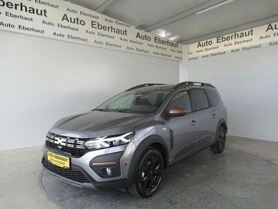Grau Neu 2025 Dacia Jogger Extreme Van / Kleinbus | € 24.990 (Teuer)