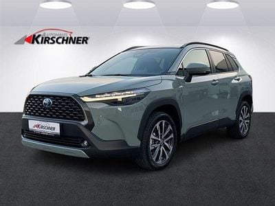 Mittelgrün normal Gebraucht 2024 Toyota Corolla Cross Active SUV | € 31.990 (Superpreis)