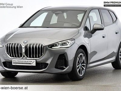 Gebraucht BMW 225 Active Tourer Efficient Dynamics 245 PS (180 kW) 2024 Skyscraper grau Van / Kleinbus