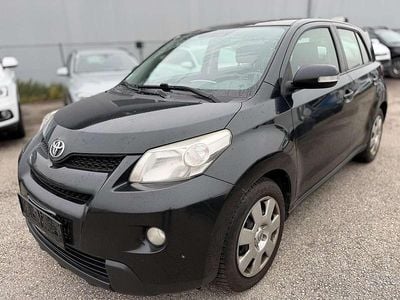 Schwarz Gebraucht 2012 Toyota Urban Cruiser SUV | € 3.299