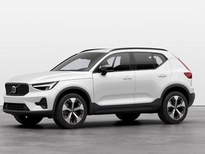 Weiß Gebraucht 2025 Volvo XC40 Plus SUV | € 39.400 (Fairer Preis)