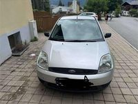 gebraucht Ford Fiesta Ambiente 1,3 8V